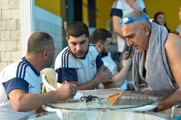 Игроки команды водного поло Дом солдата Игроки команды водного поло Дом солдата - Sputnik Армения