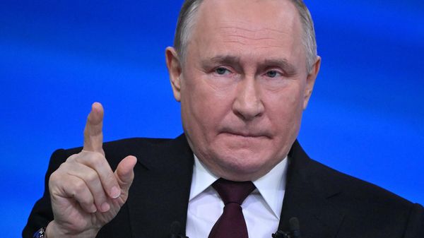 Президент России Владимир Путин проводит совместную прямую линию с гражданами и большую пресс-конференцию с журналистами (14 декабря 2023). Москвa - Sputnik Армения
