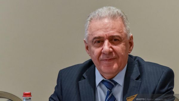 Вагаршак Арутюнян  - Sputnik Армения