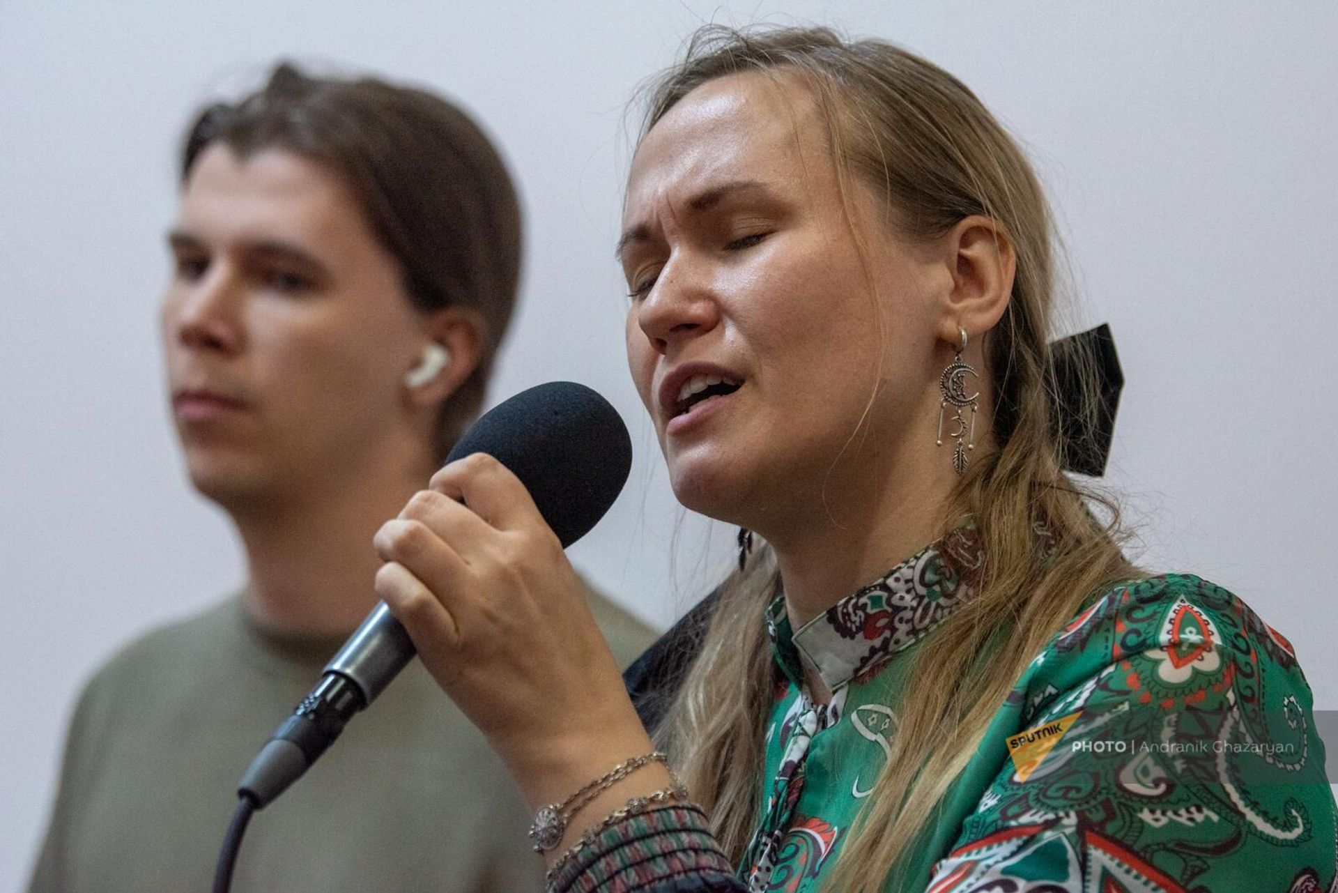Соавтор российско-армянской фолк-рок группы Канитель, солистка Ирина Федорова - Sputnik Արմենիա, 1920, 24.12.2023