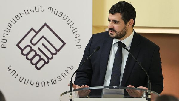 Արման Եղոյան - Sputnik Արմենիա