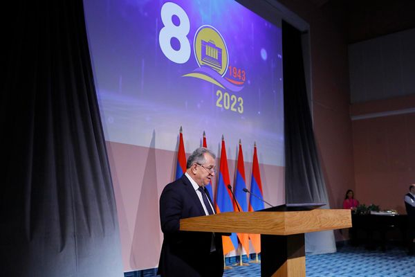 Президент НАН РА Ашот Сагьян на торжественном мероприятии, посвященном 80-летию основания Национальной академии наук (20 декабря 2023). Еревaн - Sputnik Армения