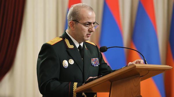 Директор Службы национальной безопасности Армен Абазян на торжественном заседании, посвященном Дню работника органов национальной безопасности (20 декабря 2023). Еревaн - Sputnik Армения