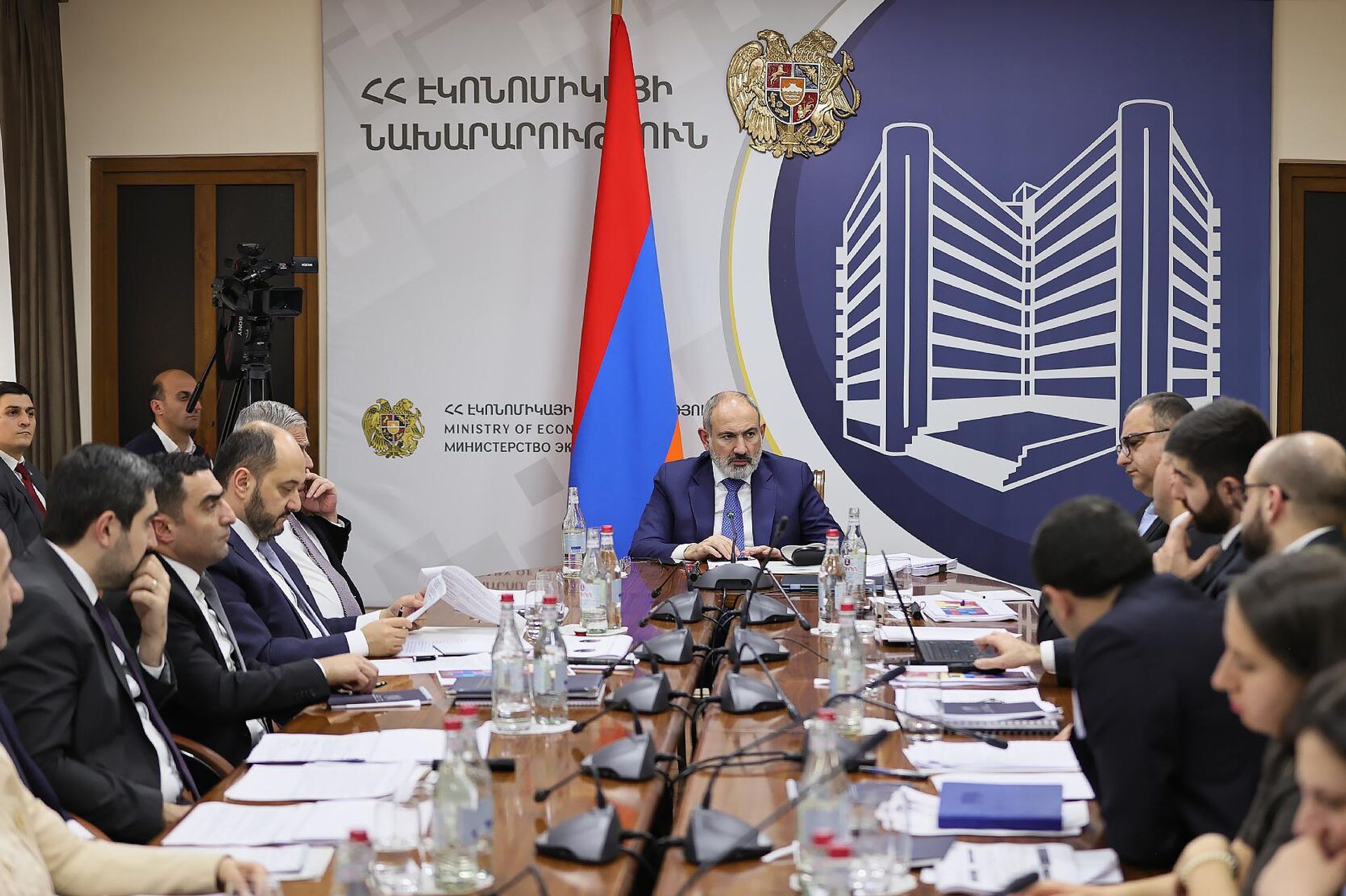 Премьер-министр Никол Пашинян на обсуждении отчета о деятельности за 2023 год в Министерстве экономики (22 декабря 2023). Еревaн - Sputnik Արմենիա, 1920, 22.12.2023