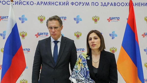 Брифинг министров здравоохранения Армении и России Анаит Аванесян и Михаила Мурашко (22 декабря 2023). Москвa - Sputnik Армения