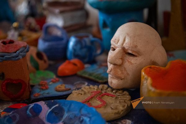 Поделки участников гончарного кружка ОО Спасение - Sputnik Армения