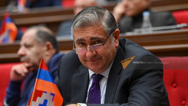 Նախագահին կթողնե՞ք որևէ լիազորություն, բացի դաշնամուր նվագելը․ Արթուր Խաչատրյան - Sputnik Արմենիա