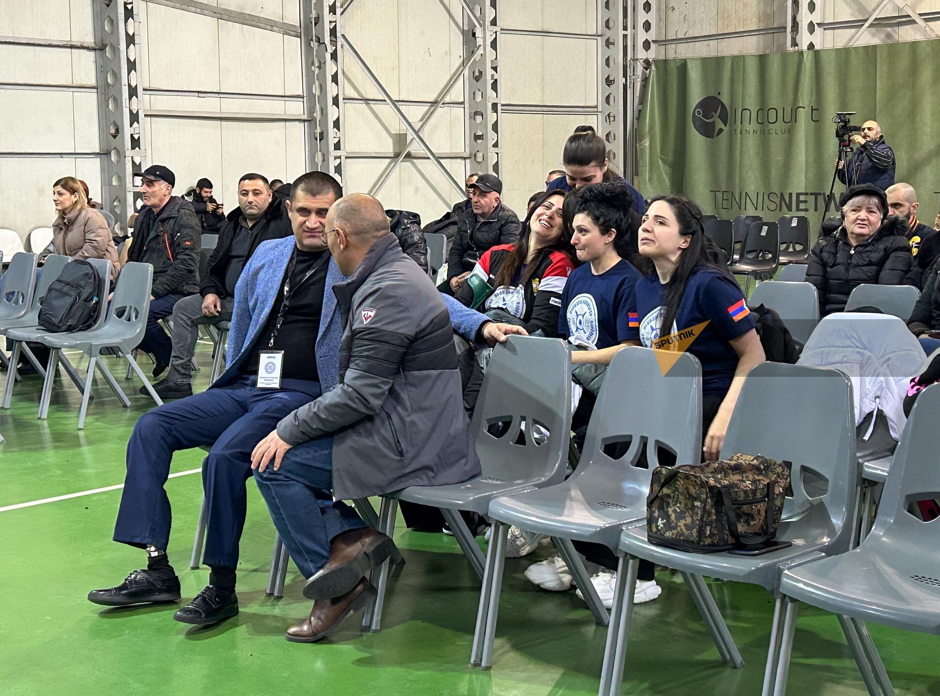 Президент Федерации спорта инвалидов Саргис Степанян во время чемпионата Армении по силовому триатлону (23 декабря 2023). Еревaн - Sputnik Արմենիա, 1920, 23.12.2023