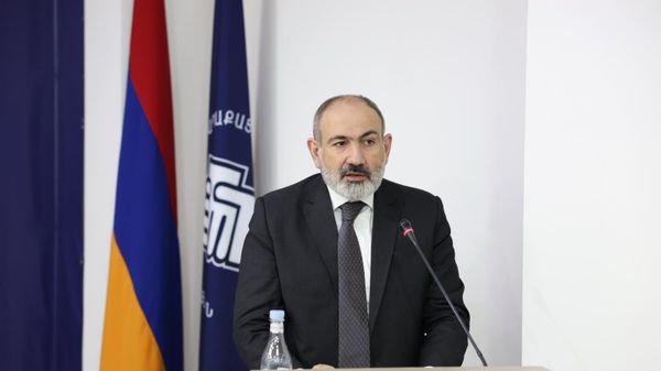 Премьер-министр Никол Пашинян на заседании инициативной группы партии Гражданский договор (4 января 2023). Еревaн - Sputnik Армения