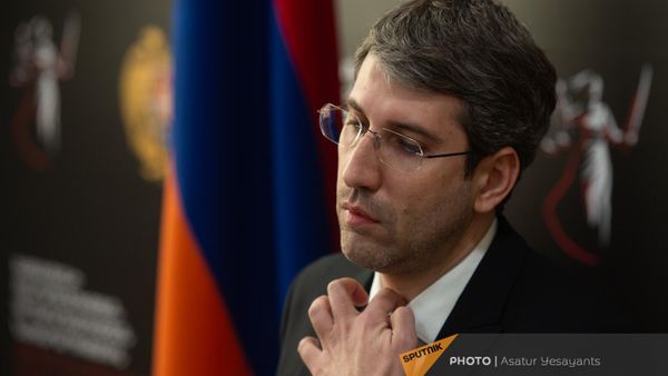 Министр юстиции Григор Минасян на пресс-конфереции (8 января 2024). Еревaн - Sputnik Армения