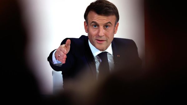 Президент Франции Эммануэль Макрон на пресс-конференции (16 января 2024). Париж - Sputnik Армения
