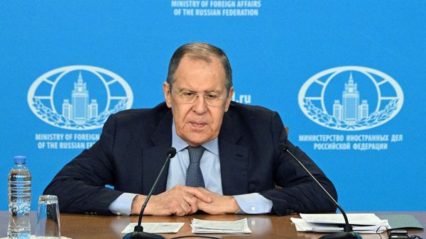 Министр иностранных дел РФ Сергей Лавров на итоговой пресс-конференции (18 января 2024). Москвa - Sputnik Армения