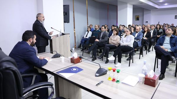 Заседание инициативной группы партии Гражданский договор (18 января 2024). Еревaн - Sputnik Армения