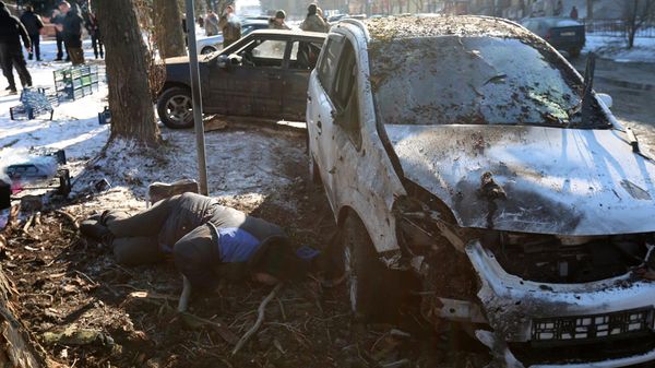 Последствия обстрелов Кировского района со стороны ВСУ (21 января 2024). Донецк - Sputnik Армения