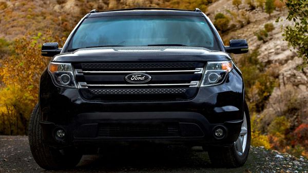 Внедорожник Ford Explorer - Sputnik Армения