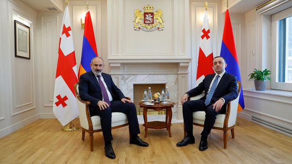 Փաշինյանը և Ղարիբաշվիլին ռազմավարական համագործակցության հարցեր են քննարկել - Sputnik Արմենիա