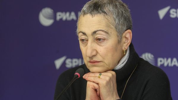 Востоковед Каринэ Геворгян во время телемоста по теме Эскалация на Ближнем Востоке: влияние на страны Южного Кавказа (26 января 2024). Москвa - Sputnik Армения