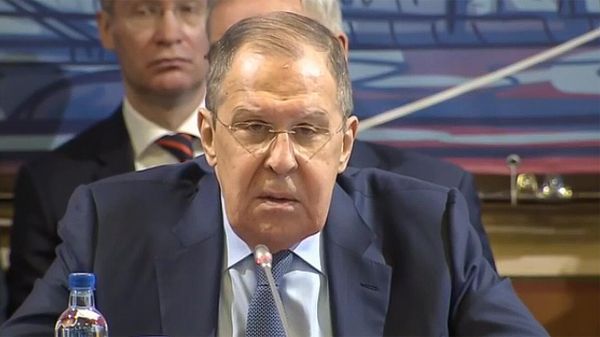 Министр иностранных дел РФ Сергей Лавров выступает с речью на встрече с главами аккредитованных в России (30 января 2024). Москвa - Sputnik Армения