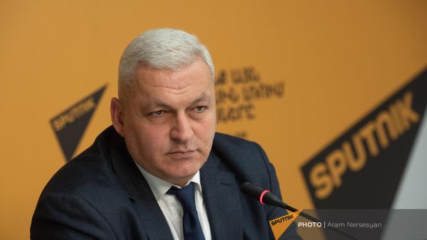 Տիգրան Սիմոնյան - Sputnik Արմենիա