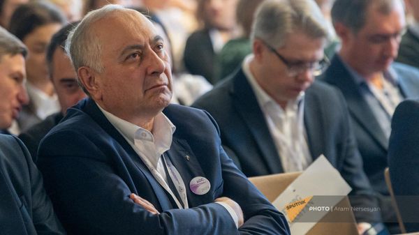 Директор МЦ Измирлян Армен Чарчян на IV национальном онкологическом конгрессе (3 февраля 2024). Джермук - Sputnik Армения
