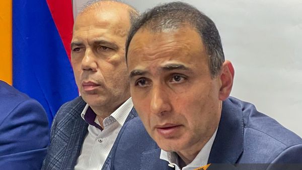 Аветик Чалабян на пресс-конференции инициативы Айакве (5 февраля 2024). Еревaн - Sputnik Армения