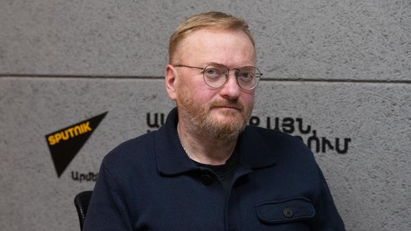 Депутат Государственной думы РФ, фракция Единая Россия Виталий Милонов в гостях радио Sputnik - Sputnik Армения