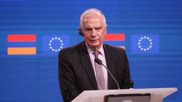 Верховный Представитель ЕС Жозеп Боррель во время совместной пресс-конференции с министром иностранных дел Армении (13 февраля 2024). Брюссель - Sputnik Армения
