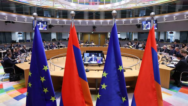 Встреча министра иностранных дел РА Арарата Мирзояна и Верховного Представителя ЕС Жозепа Борреля (13 февраля 2024). Брюссель - Sputnik Армения