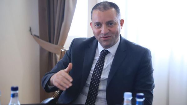 Министр экономики Ваан Керобян принял вице-президента ANDRITZ Hydro по управлению рынком Норберта Шварца (13 февраля2024). Еревaн - Sputnik Армения