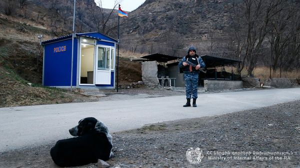 Начальник полиции МВД-заместитель министра внутренних дел Арам Ованнисян созвал оперативное совещание в областном управлении полиции Сюника (13 февраля 2024).  - Sputnik Армения