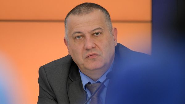 Чавдар Павлов во время видеомоста по теме Сотрудничество стран ЕАЭС в сфере здравоохранения (15 февраля 2024). Москвa - Sputnik Армения