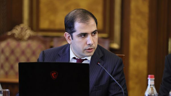 Էդուարդ Հակոբյան - Sputnik Արմենիա