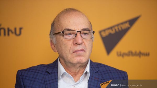 Доктор экономических наук, профессор Татул Манасерян на пресс-конференции Экономика Армении в 2023 году в контексте членства в ЕАЭС (20 февраля 2024). Еревaн - Sputnik Армения