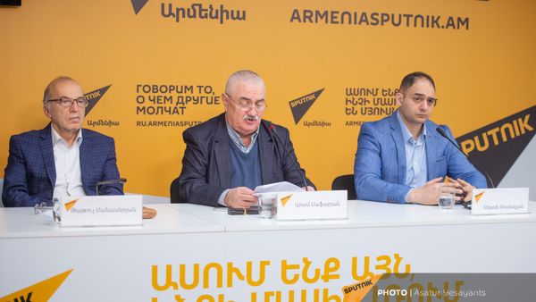 Թաթուլ Մանասերյանը, Արամ Սաֆարյանը և Աղասի Թավադյանը - Sputnik Արմենիա