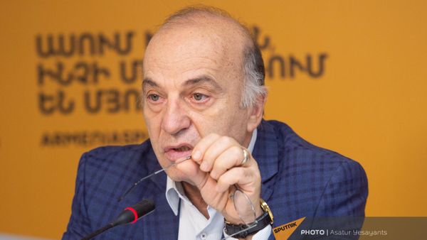 Թաթուլ Մանասերյան - Sputnik Արմենիա