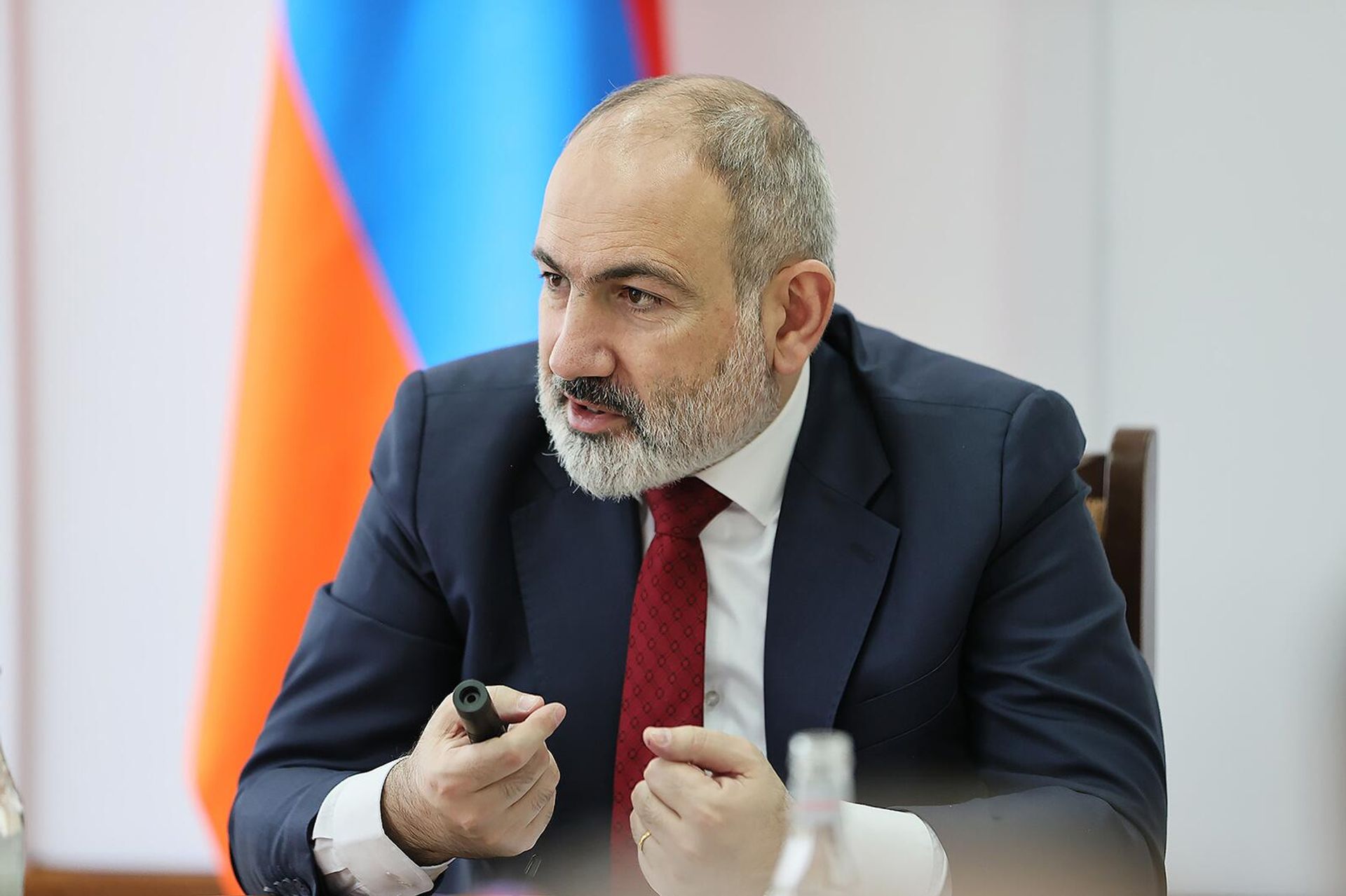 Премьер-министр Никол Пашинян посетил комитет по высшему образованию и науке (20 февраля 2024). Еревaн - Sputnik Արմենիա, 1920, 20.02.2024