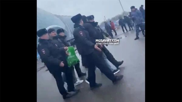 Кадры задержания в Москве азербайджанского фитнес-тренера Кямиля Зейналлы - Sputnik Արմենիա