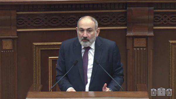 Премьер-министр Никол Пашинян во время Правительственного часа в Национальном собрании Армении (28 февраля 2024). Еревaн - Sputnik Армения