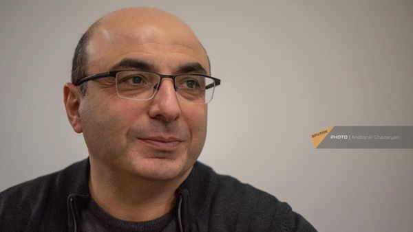 Политический аналитик Ваге Ованнисян в гостях радио Sputnik - Sputnik Армения
