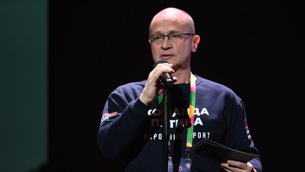 Первый заместитель руководителя администрации президента РФ Сергей Кириенко на церемонии вручения Национальной премии интернет-контента в рамках Всемирного фестиваля молодёжи (5 марта 2024). ФТ Сириус - Sputnik Армения
