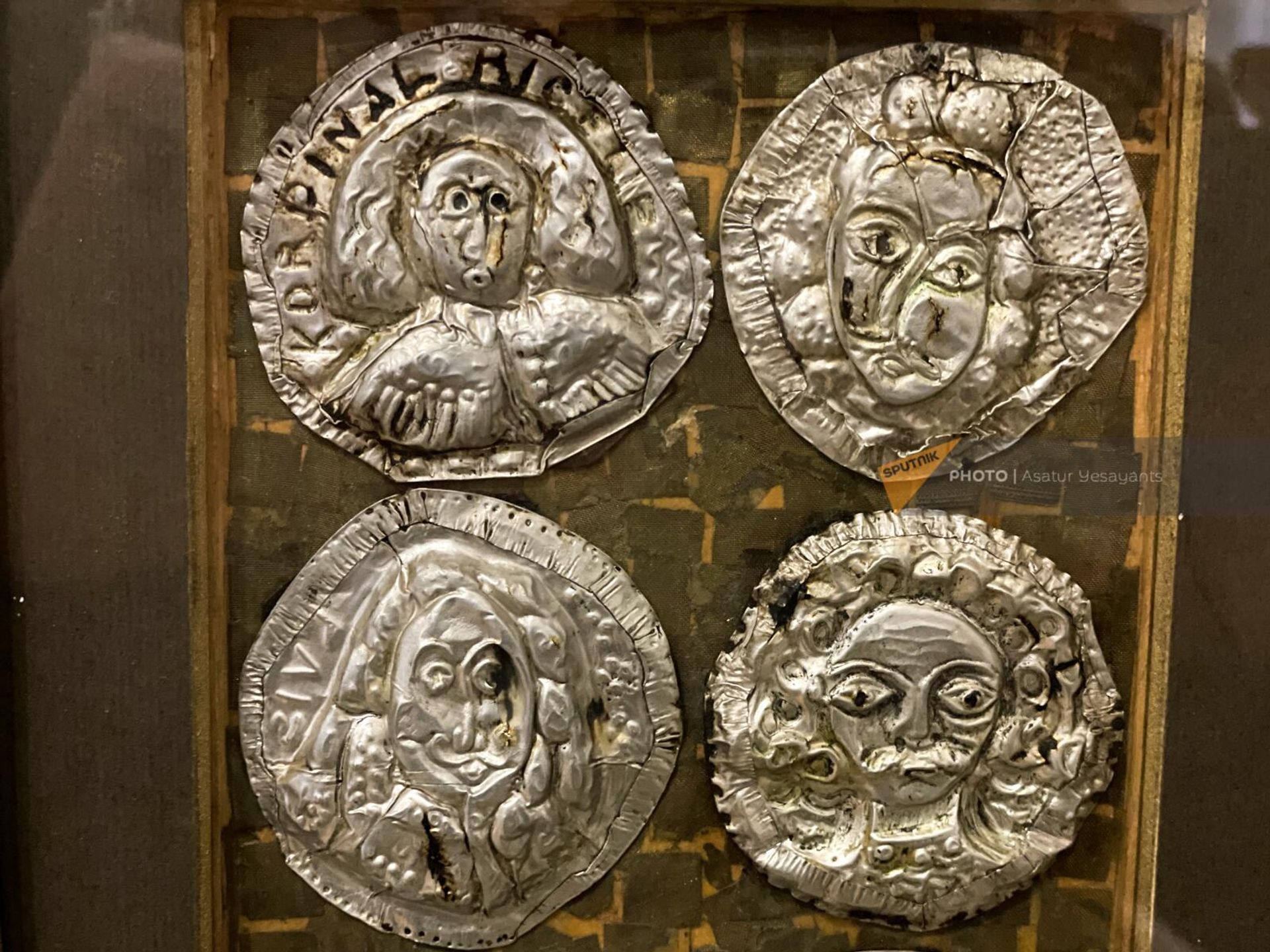 Талеры, изготовленные Сергеем Параджановым - Sputnik Արմենիա, 1920, 15.03.2024