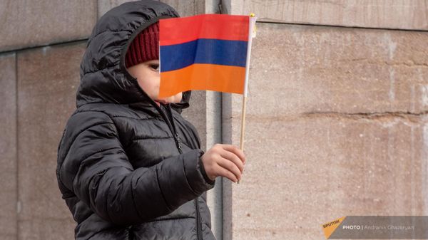 Акция вынужденных переселенцев из НК на площади Свободы (20 марта 2024). Еревaн Акция вынужденных переселенцев из НК на площади Свободы (20 марта 2024). Еревaн - Sputnik Армения