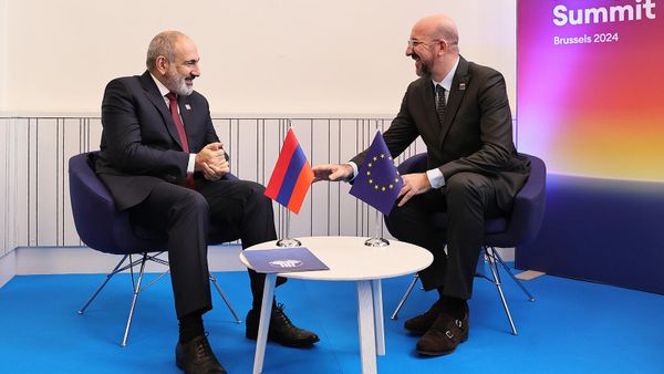 Встреча премьер-министра Никола Пашиняна с председателем Европейского совета Шарлем Мишелем в рамках первого Саммита по ядерной энергии (21 марта 2024). Брюссель - Sputnik Армения