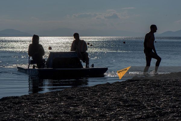 Սևանա լճում հանգստացողներ. Հայաստան - Sputnik Արմենիա