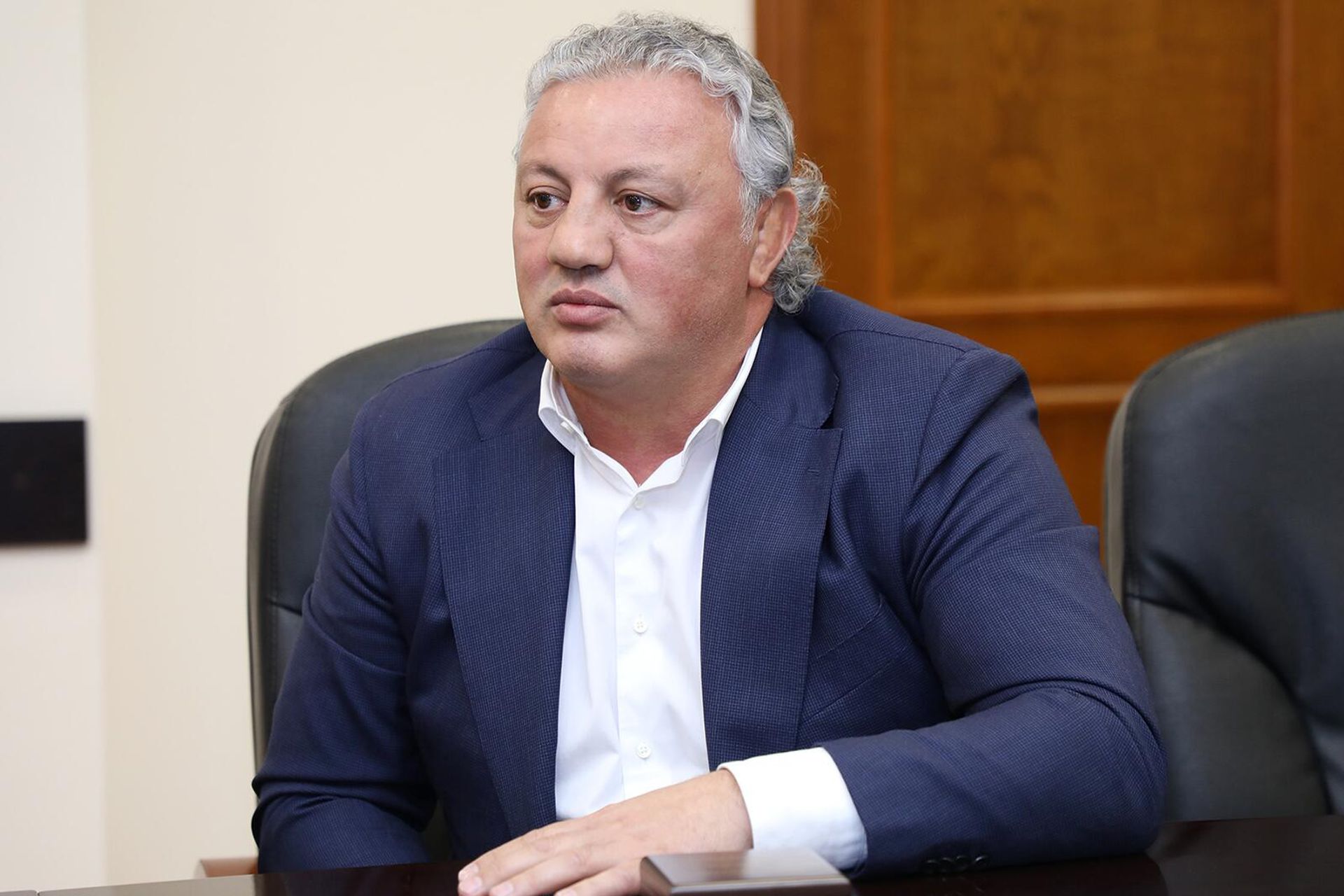 Армен Назарян и Вагинак Галустян награждены золотой медалью министерства образования, науки, культуры и спорта (25 марта 2024). Еревaн - Sputnik Արմենիա, 1920, 25.03.2024