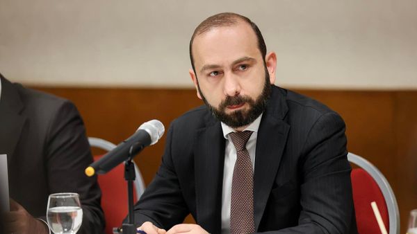 Министр иностранных дел Армении Арарат Мирзоян встретился с представителями ведущих аргентинских СМИ (26 марта 2024). Буэнос-Айрес - Sputnik Армения