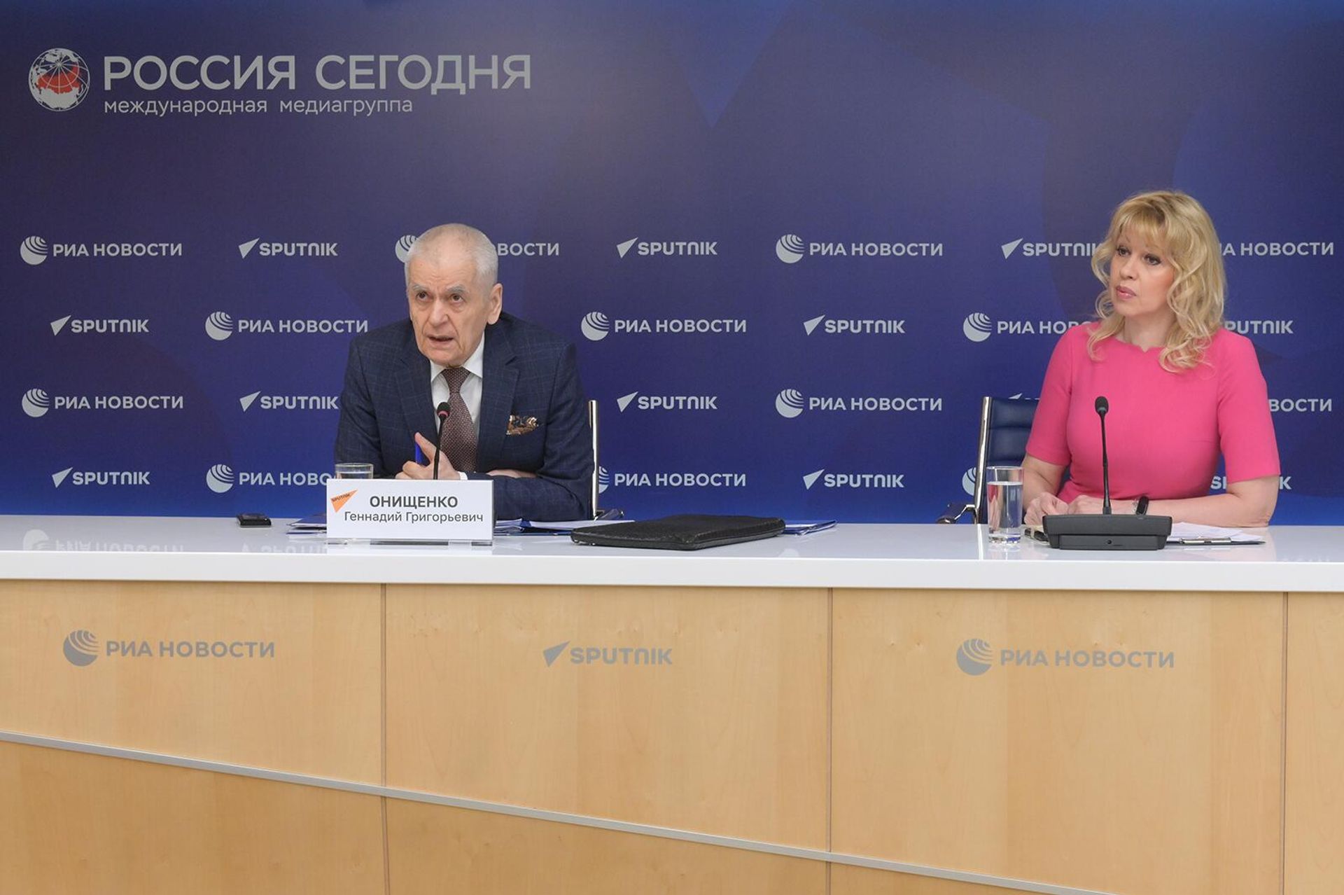 Академик РАН, заместитель президента Российской академии образования Геннадий Онищенко во время видеомоста (27 марта 2024). Москвa - Sputnik Армения, 1920, 27.03.2024
