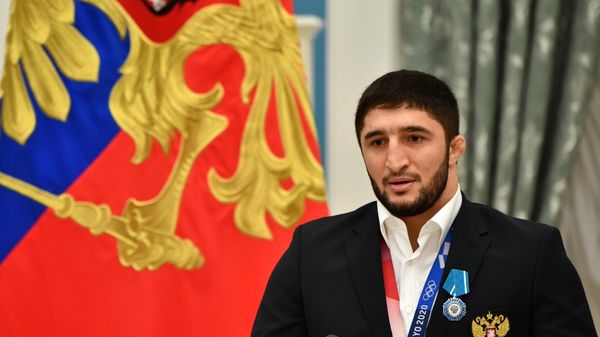 Президент РФ В. Путин встретился в Кремле с победителями и призёрами Игр XXXII Олимпиады в Токио - Sputnik Армения