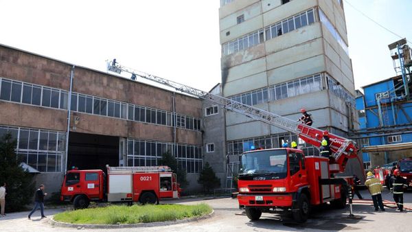 Երևանի Արտաշիսյան փողոցում գտնվող պահեստի հրդեհը - Sputnik Արմենիա