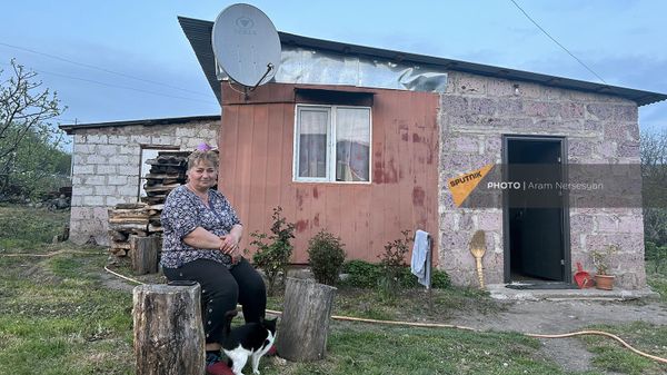 Ханум Тамразян, чей дом частично перейдет в состав Азербайджана после делимитации (20 апреля 2024). Тавуш - Sputnik Армения
